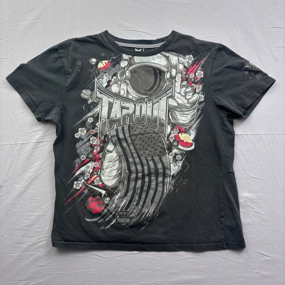 Tapout Mens XL Black Astronaut American Flag Graphic T-Shirt Fearless MMA Tee